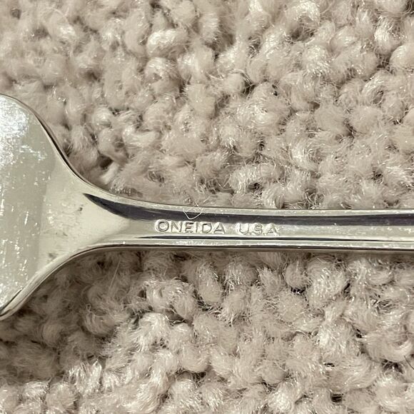 Set Of 7 Oneida BANCROFT Glossy Stainless USA Flatware Salad Forks 6 3/4” - Picture 4 of 4